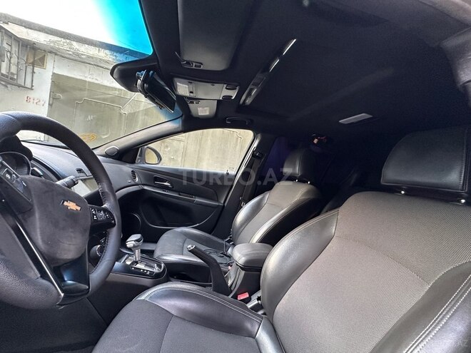Chevrolet Cruze-6