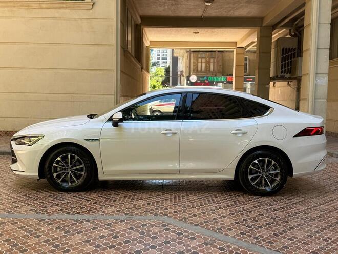 BYD Qin Plus-8