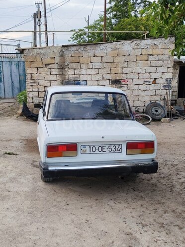 LADA (VAZ) 2107-2