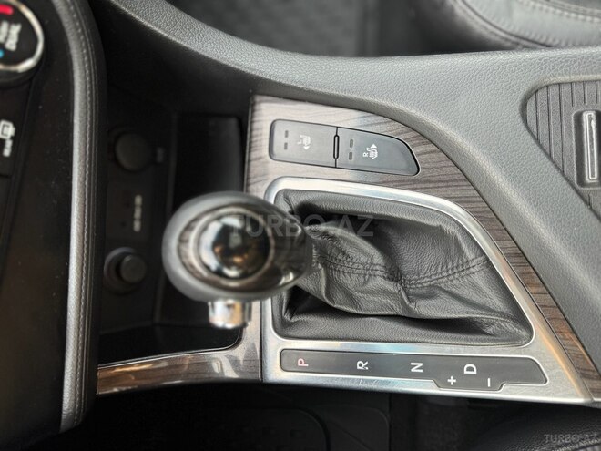 Kia Optima-17