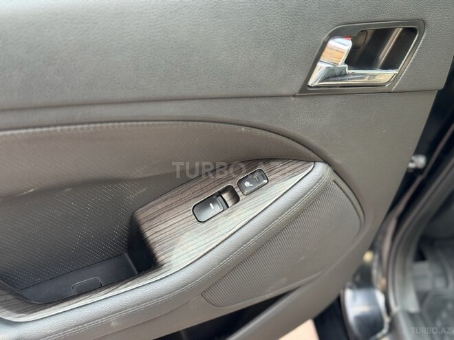 Kia Optima-21