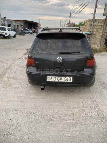 Volkswagen Golf-5