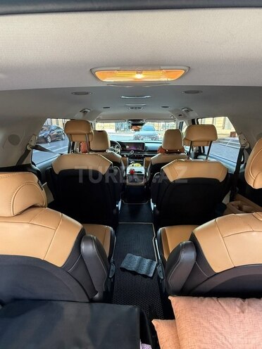 Kia Carnival-3