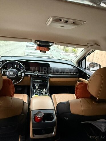 Kia Carnival-8