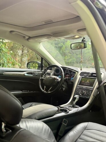 Ford Fusion (North America)-6