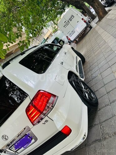Toyota Land Cruiser-3