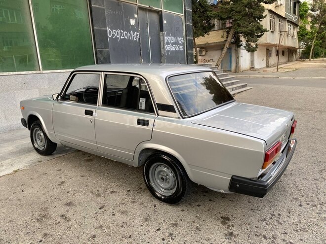 LADA (VAZ) 2107-8