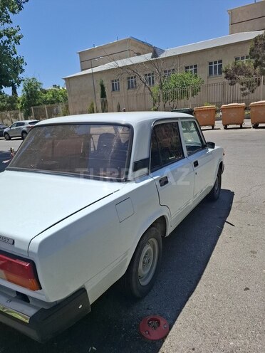 LADA (VAZ) 2107-4