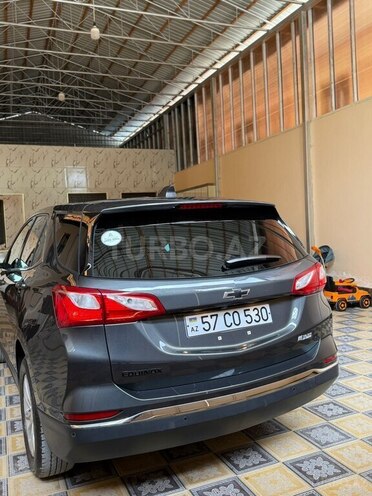 Chevrolet Equinox-2