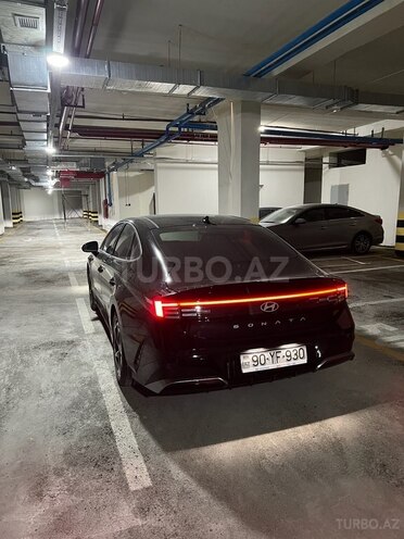 Hyundai Sonata-2