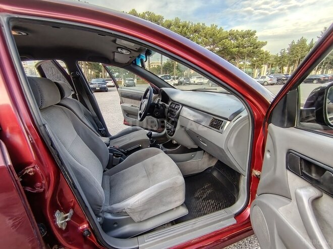 Chevrolet Lacetti-17