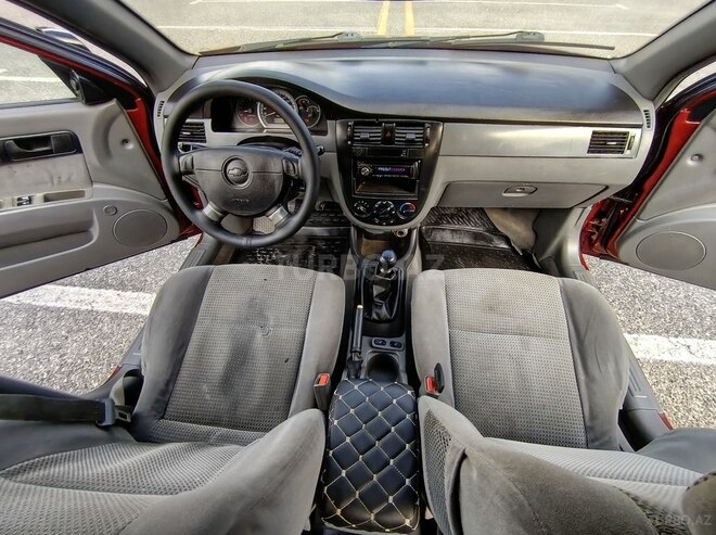 Chevrolet Lacetti-21