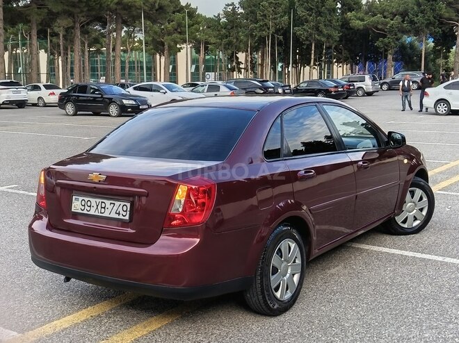 Chevrolet Lacetti-13