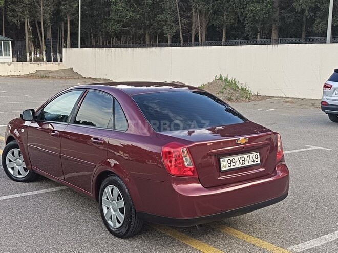 Chevrolet Lacetti-9