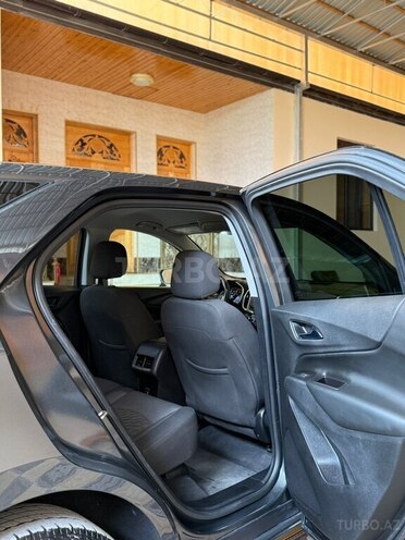 Chevrolet Equinox-7