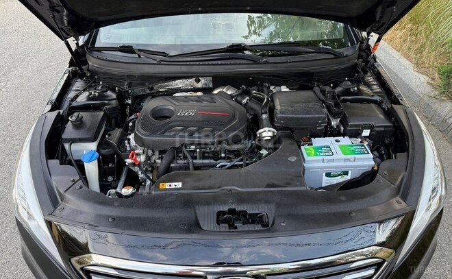 Hyundai Sonata-21