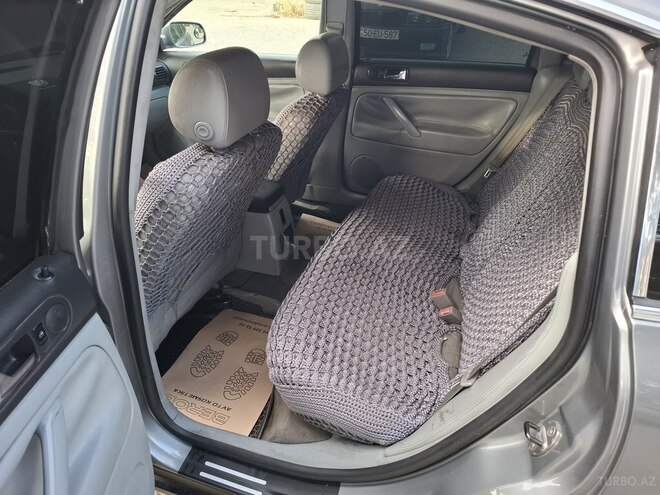 Volkswagen Passat-6