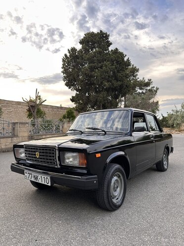 LADA (VAZ) 2107-2