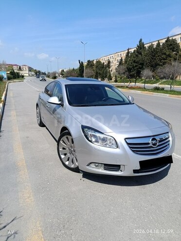 Opel Insignia-1