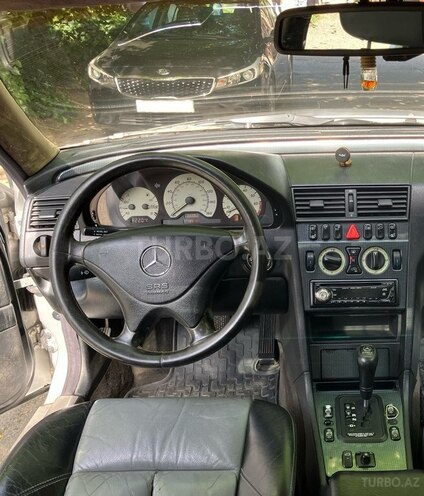 Mercedes C 230-5