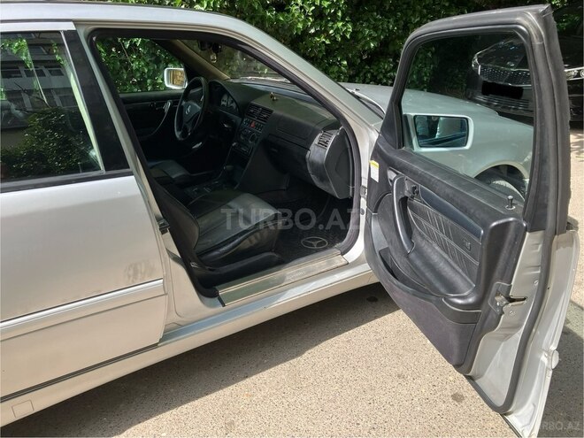 Mercedes C 230-9