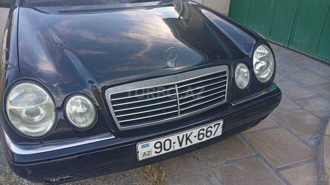 Mercedes E 240-14