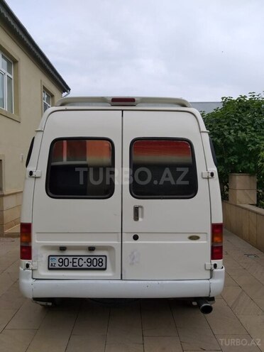 Ford Transit-6