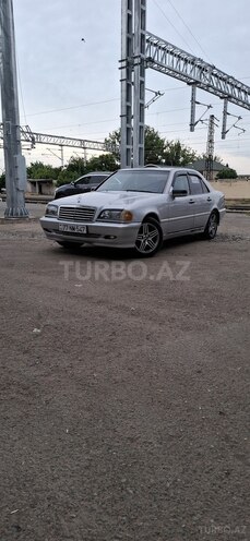 Mercedes C 230-4