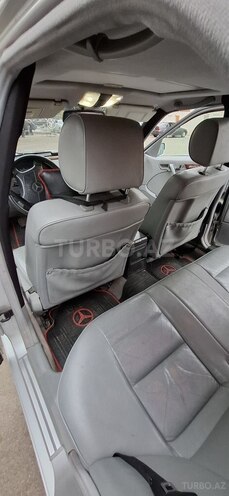 Mercedes C 230-9