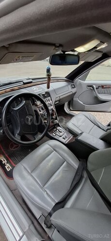 Mercedes C 230-8
