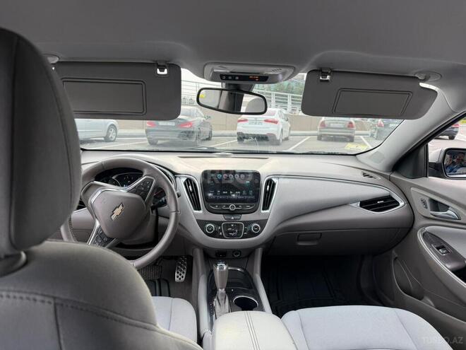 Chevrolet Malibu-7