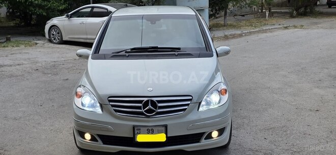 Mercedes B 170-6