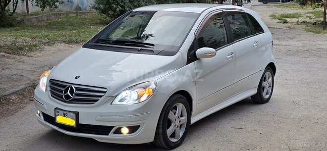 Mercedes B 170-3