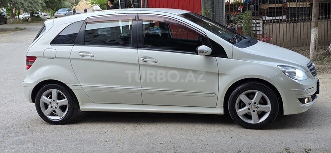 Mercedes B 170-13