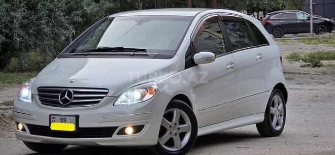 Mercedes B 170-1