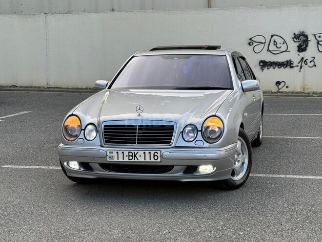 Mercedes E 240-5