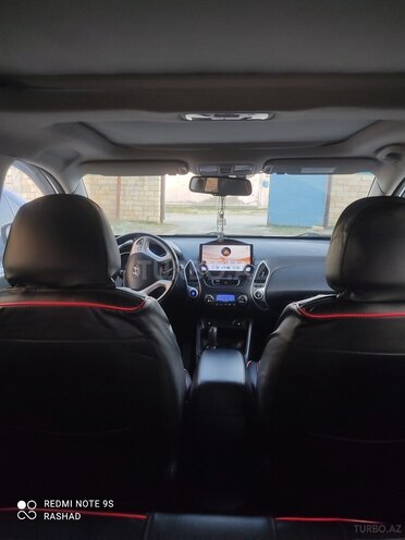 Hyundai ix35-6