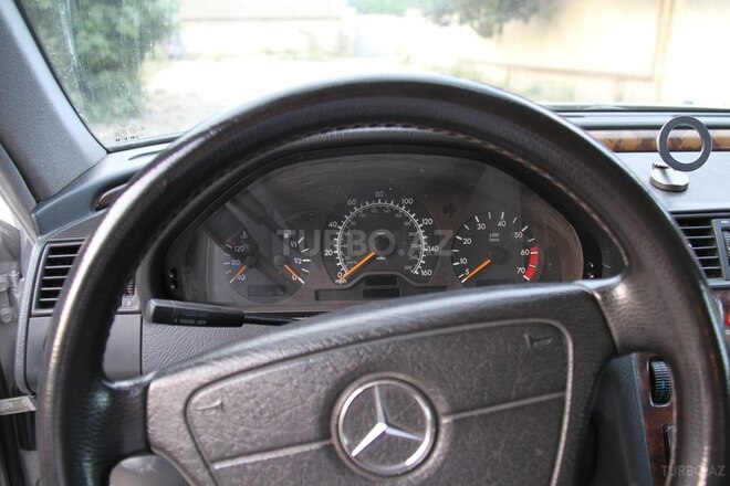 Mercedes C 230-9