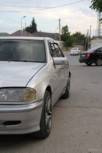Mercedes C 230-2