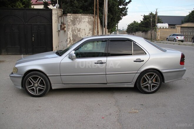 Mercedes C 230-3