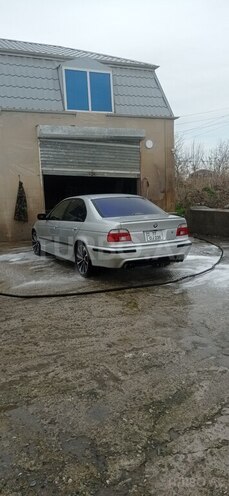 BMW 525-6