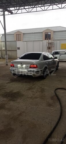 BMW 525-5
