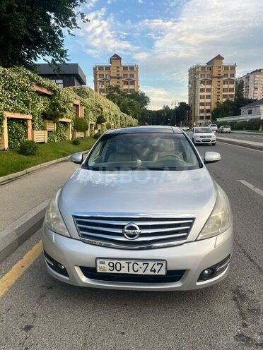 Nissan Teana-1