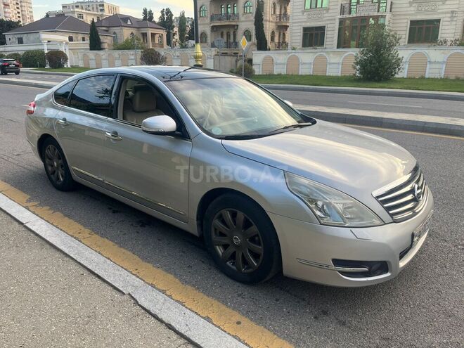 Nissan Teana-5