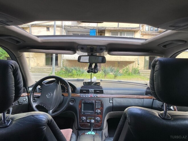 Mercedes S 320-9