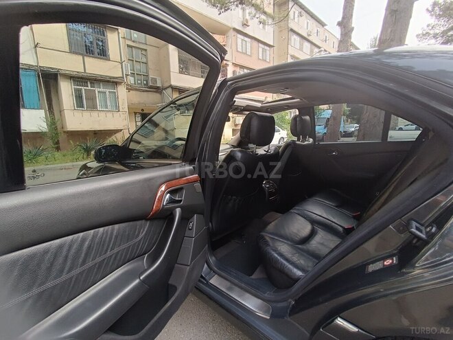 Mercedes S 320-13