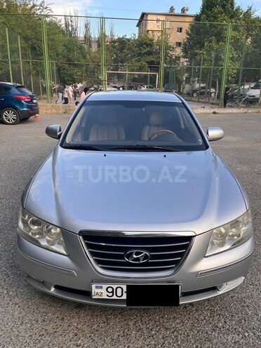 Hyundai Sonata-1