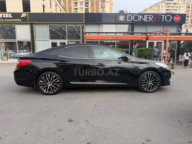 Hyundai Grandeur-3