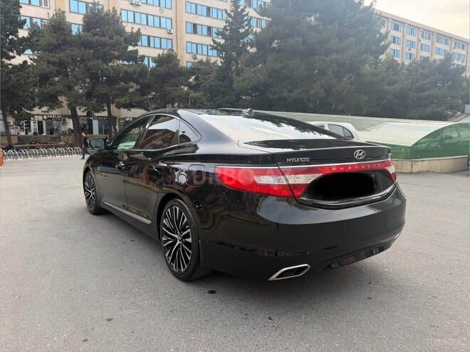 Hyundai Grandeur-6