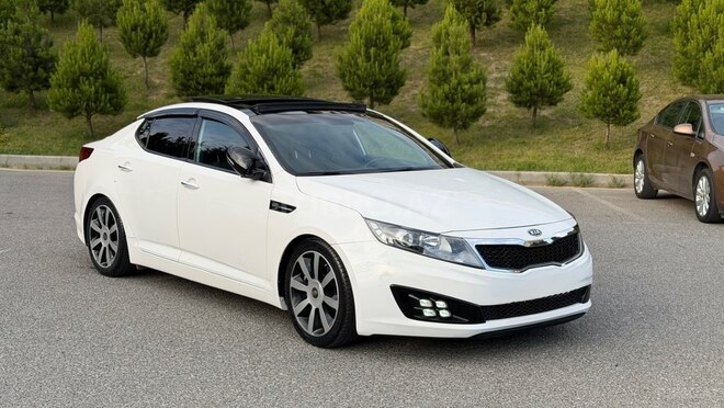 Kia Optima-1